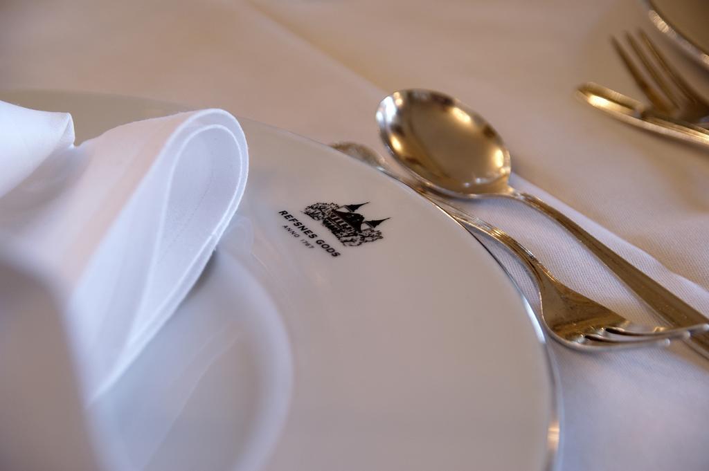 Hotel Refsnes Gods - By Classic Norway Hotels Moss Exteriör bild